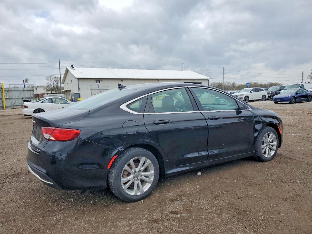 2015 CHRYSLER 200