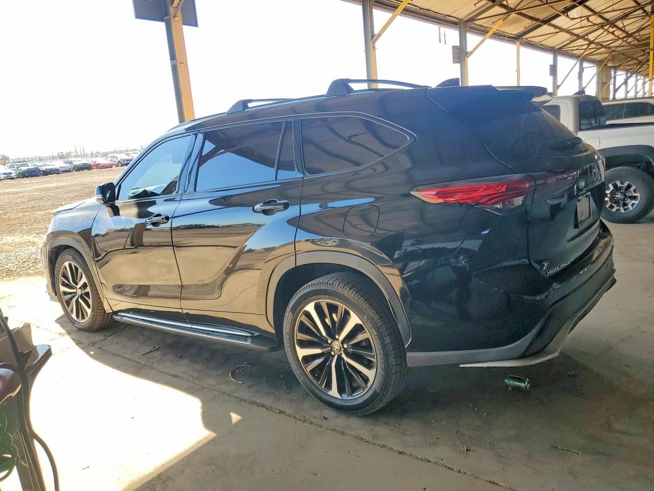 2021 TOYOTA HIGHLANDER