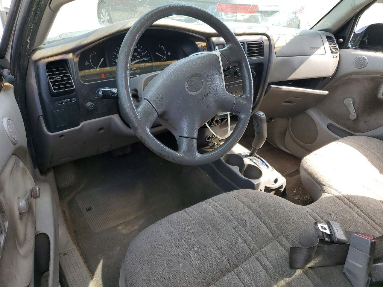 2002 TOYOTA TACOMA