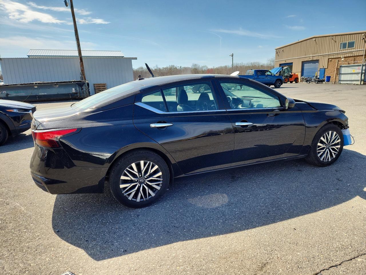 2025 NISSAN ALTIMA