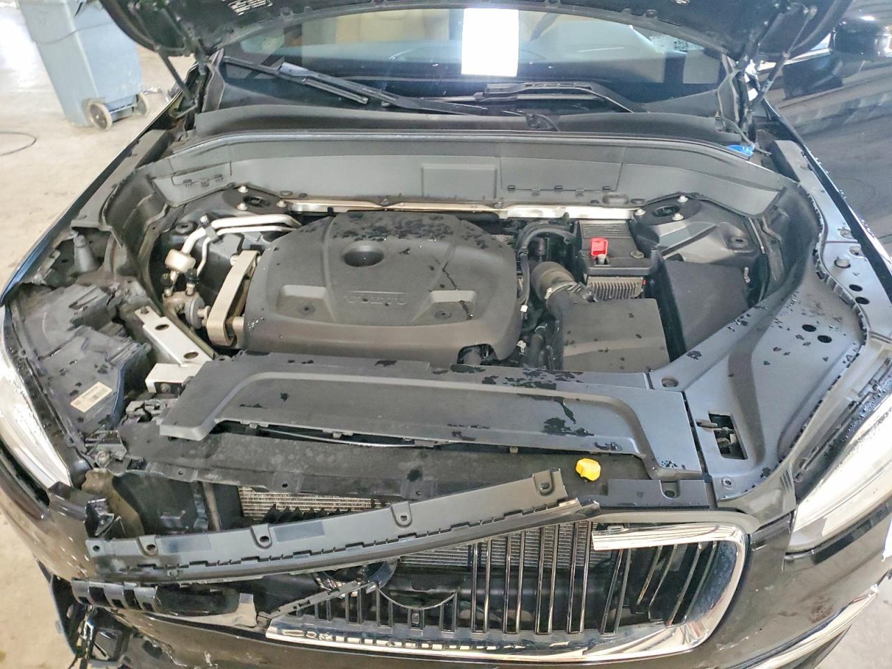 2018 VOLVO XC90