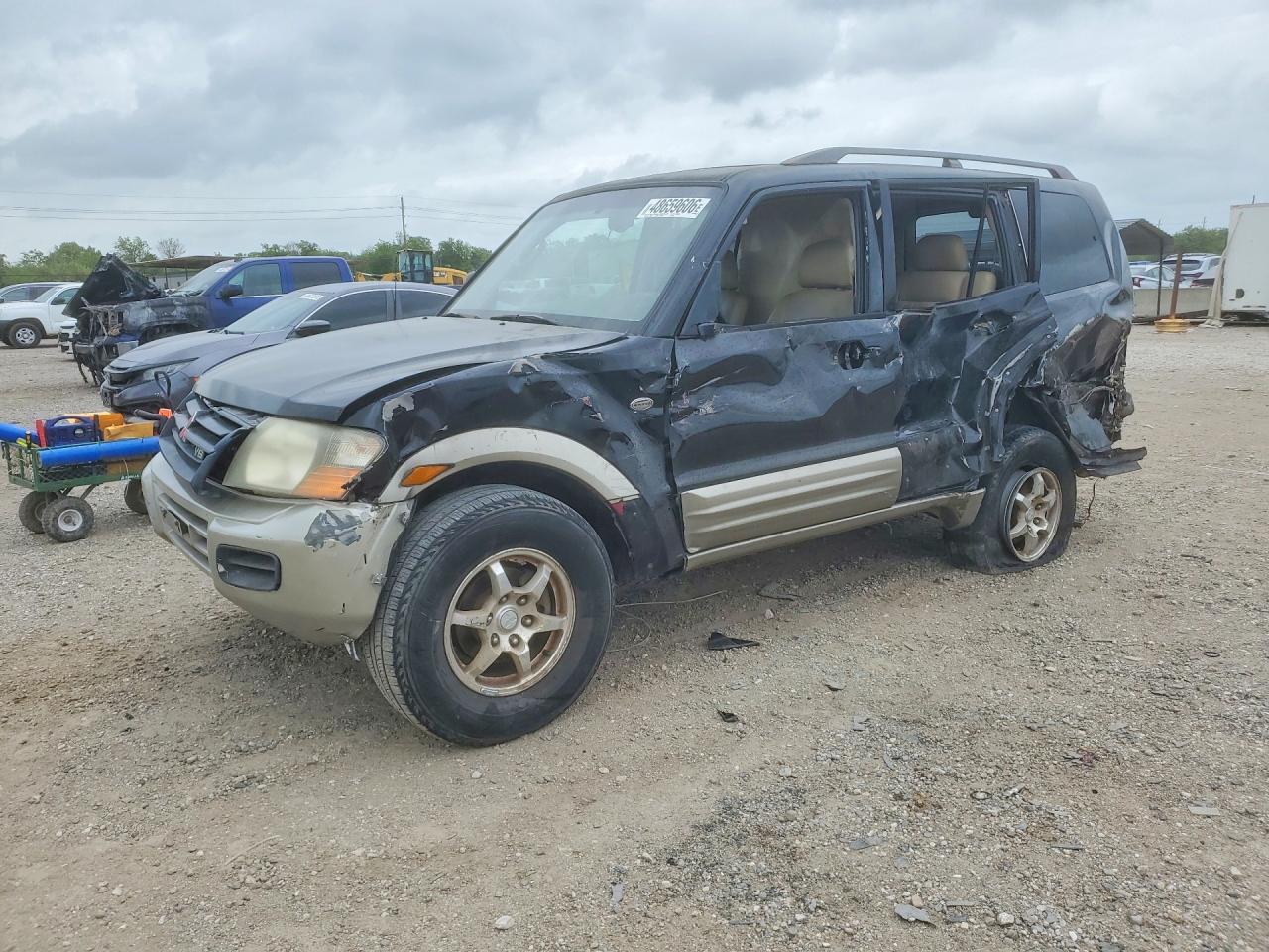 2001 MITSUBISHI Montero