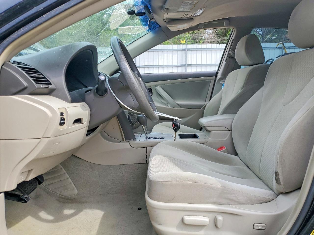 2009 TOYOTA CAMRY