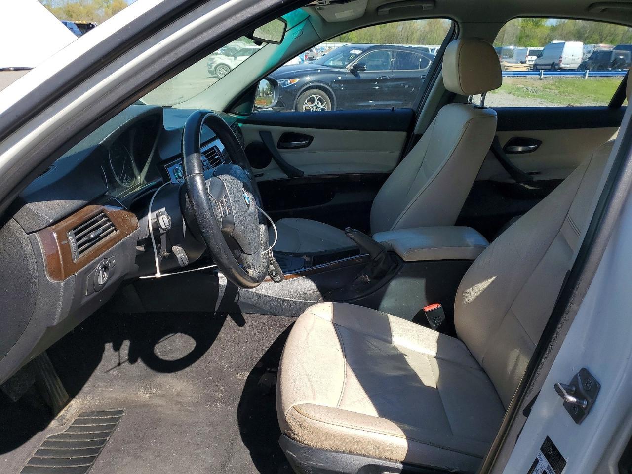 2011 BMW 3 SERIES