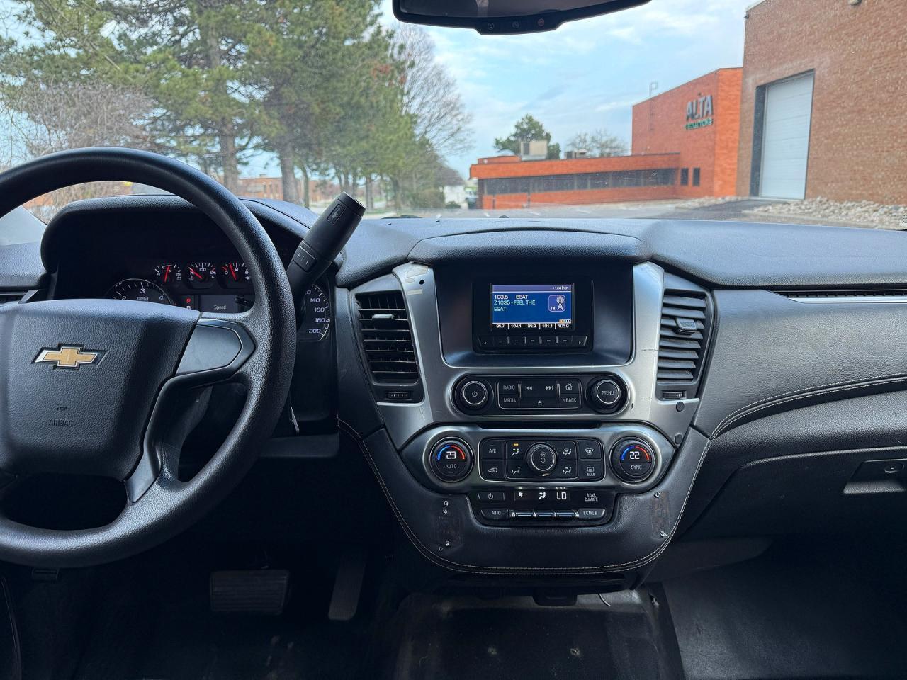 2015 CHEVROLET Suburban