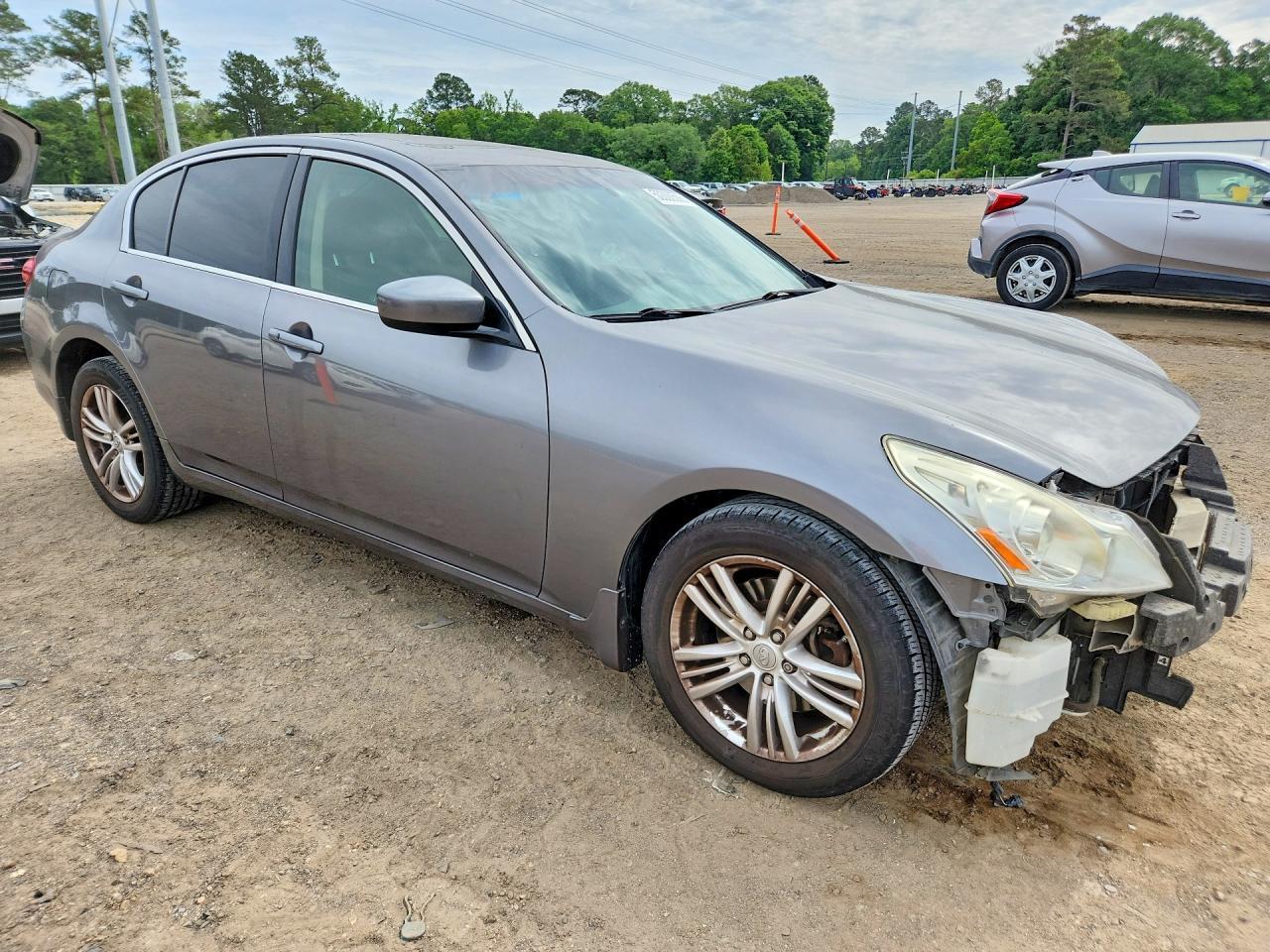 2012 INFINITI G25