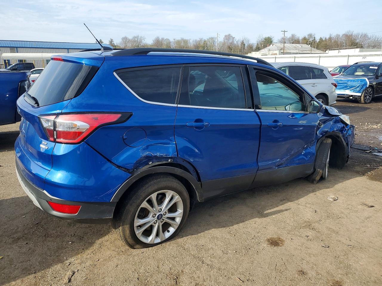 2017 FORD ESCAPE