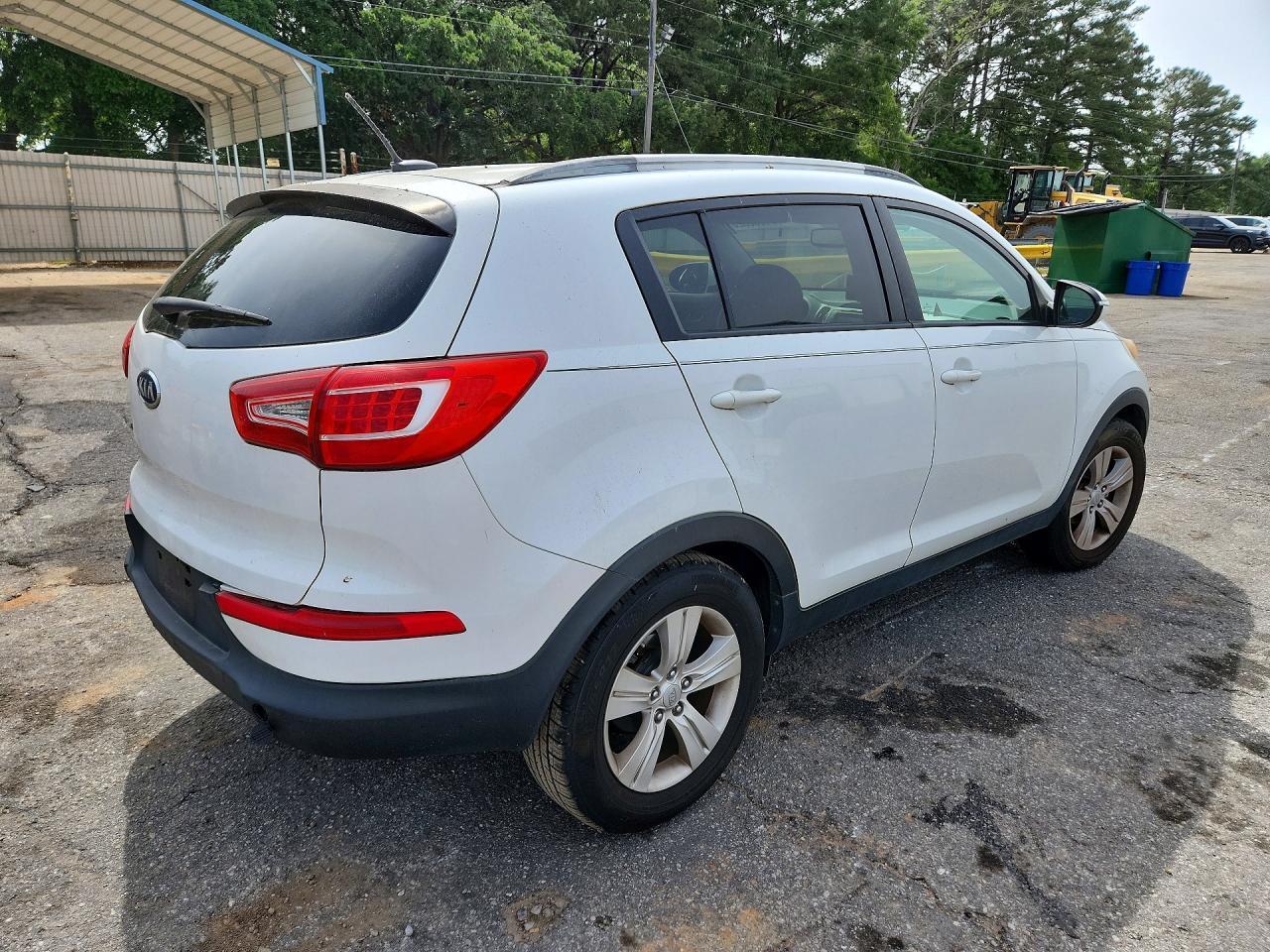 2011 KIA SPORTAGE