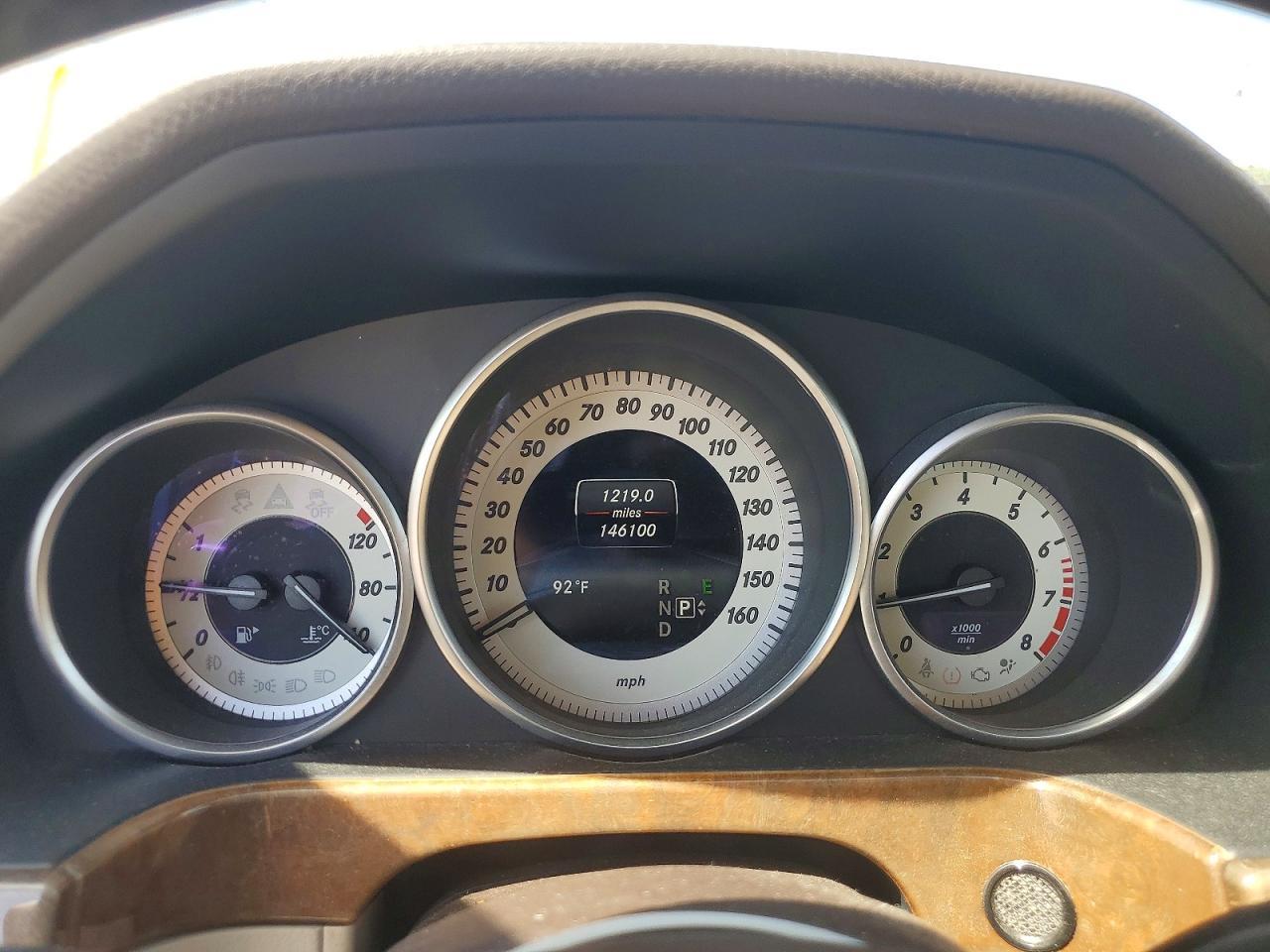 2014 MERCEDES-BENZ E-Class