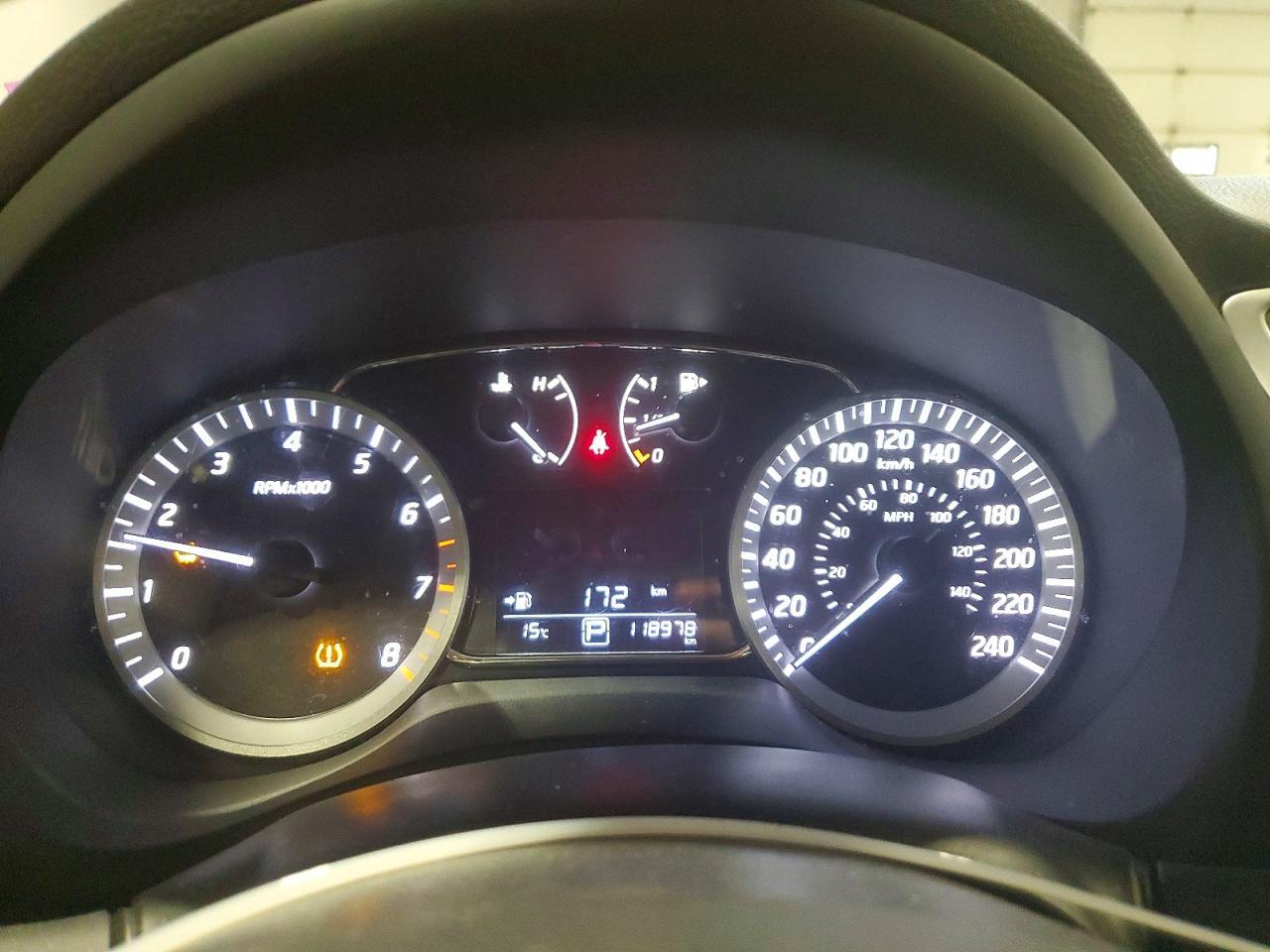 2015 NISSAN SENTRA