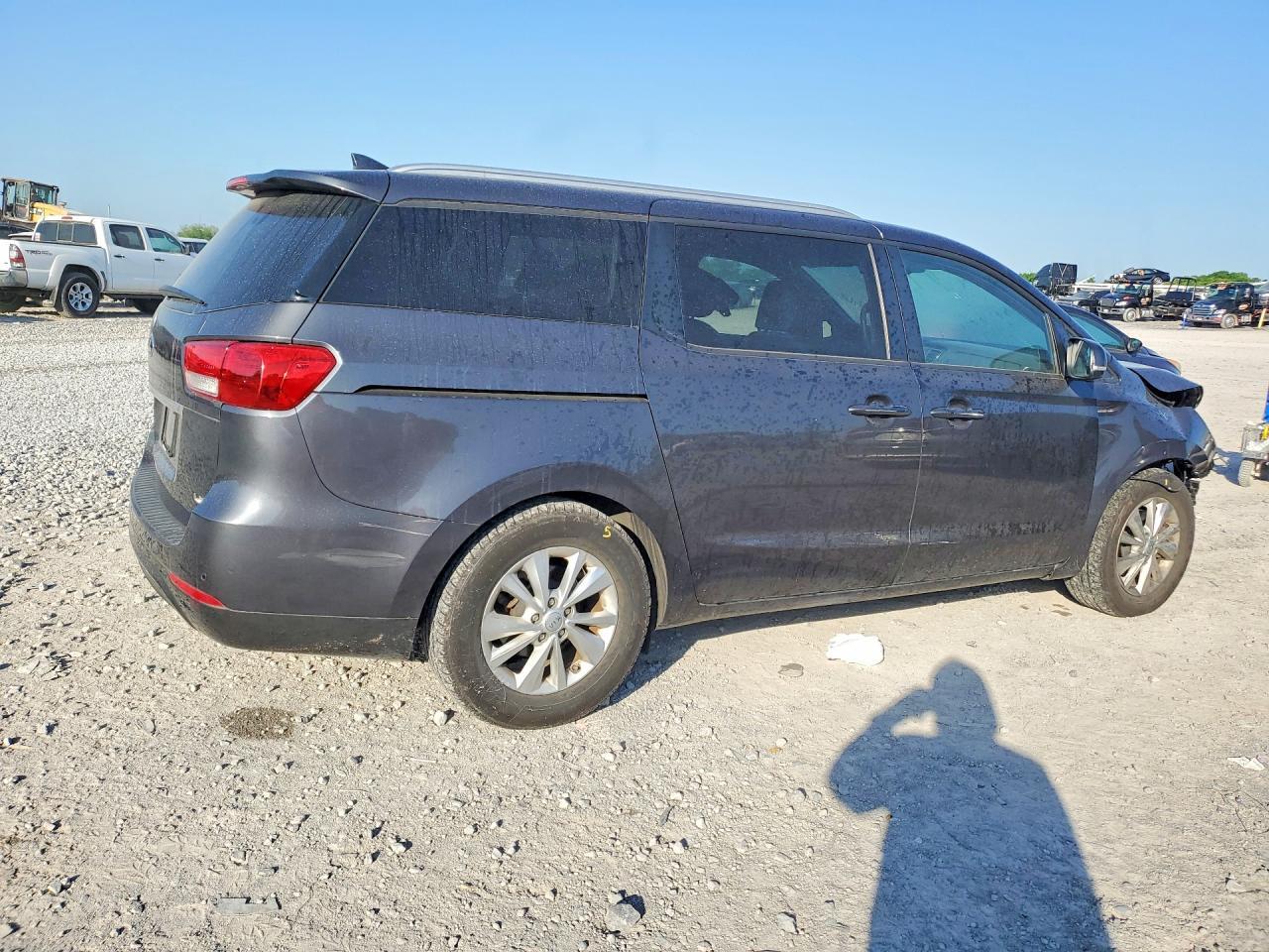 2017 KIA SEDONA
