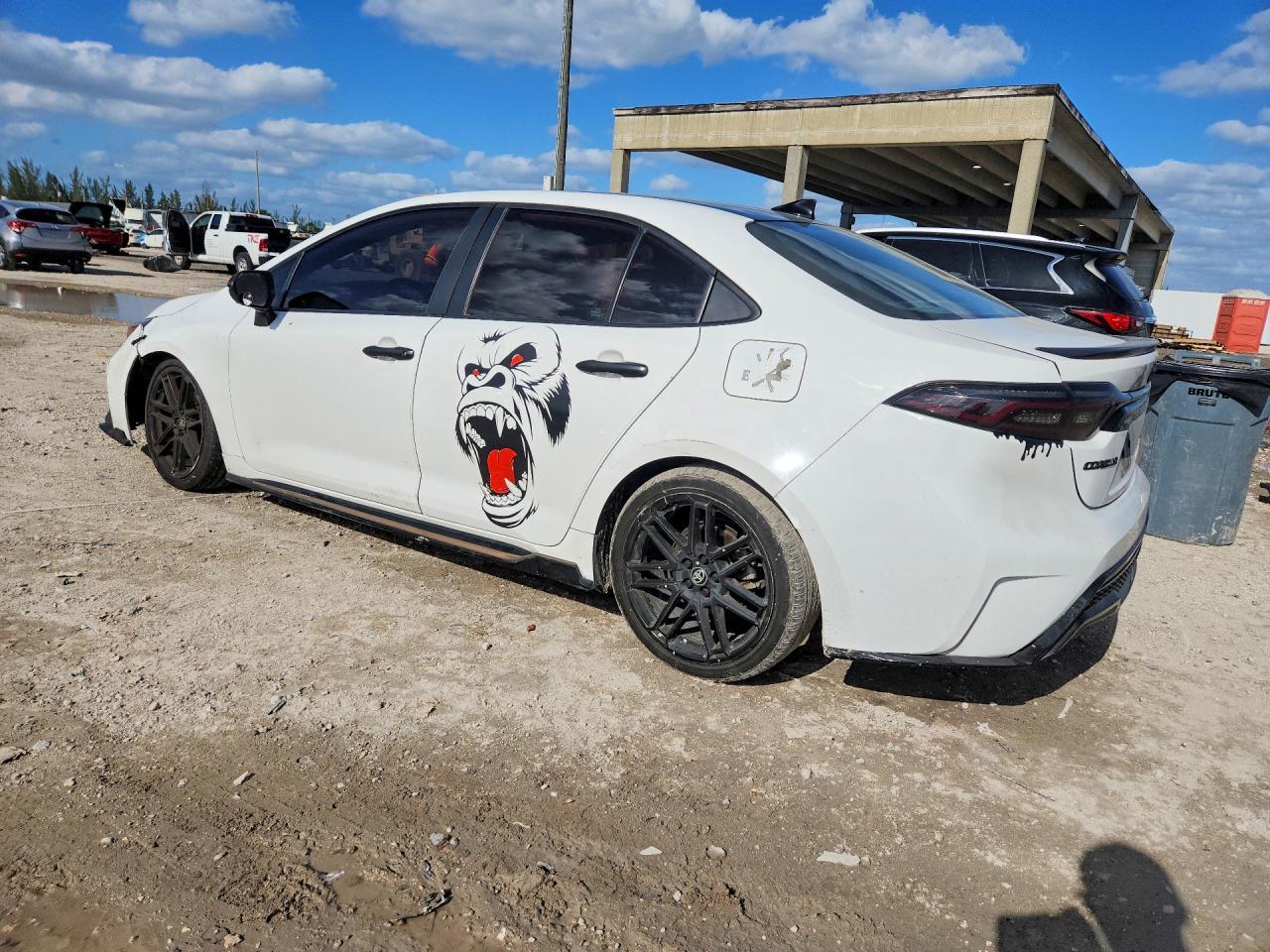 2022 TOYOTA COROLLA