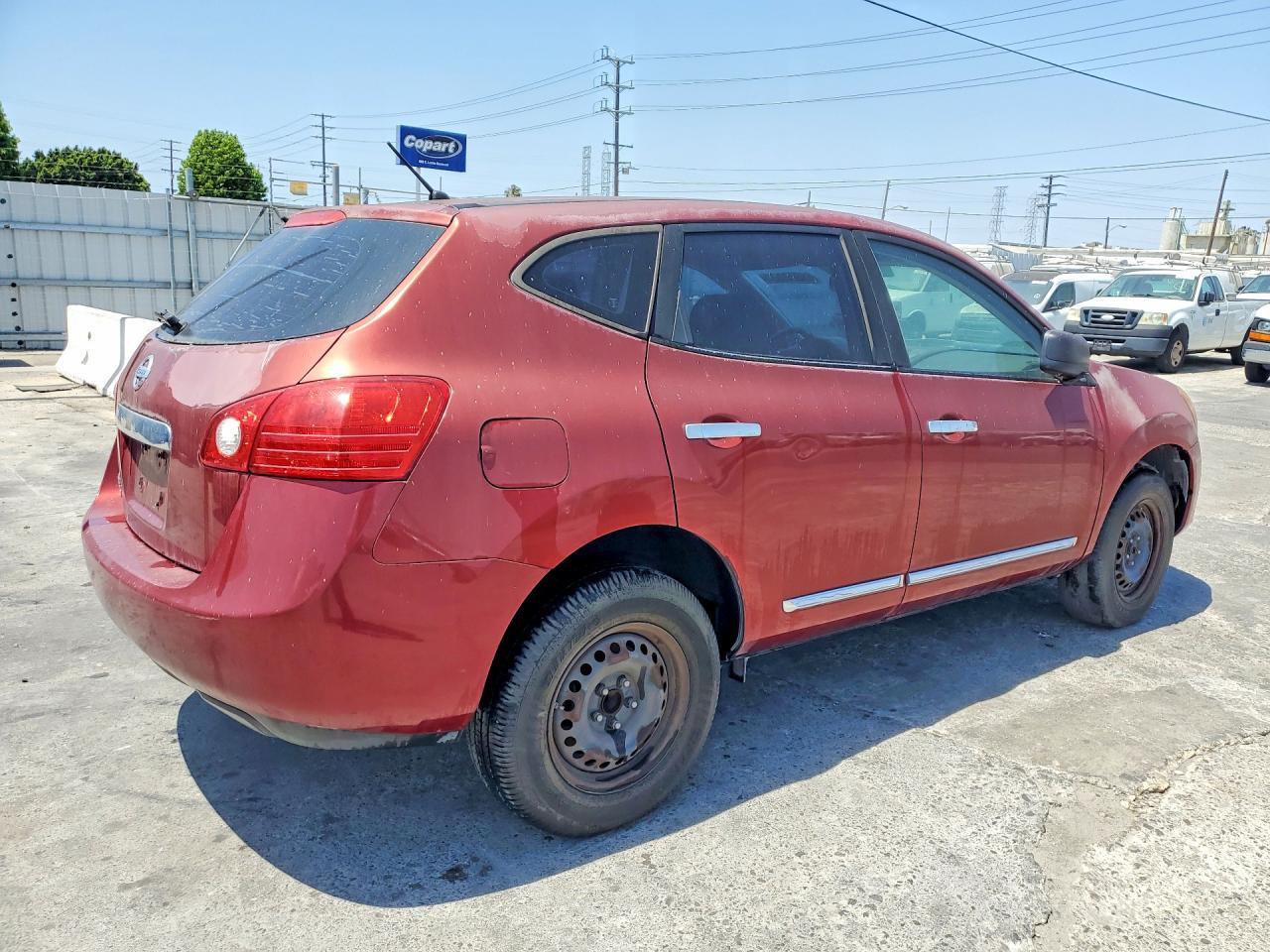 2015 NISSAN ROGUE