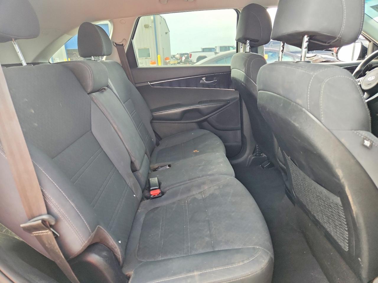 2017 KIA SORENTO