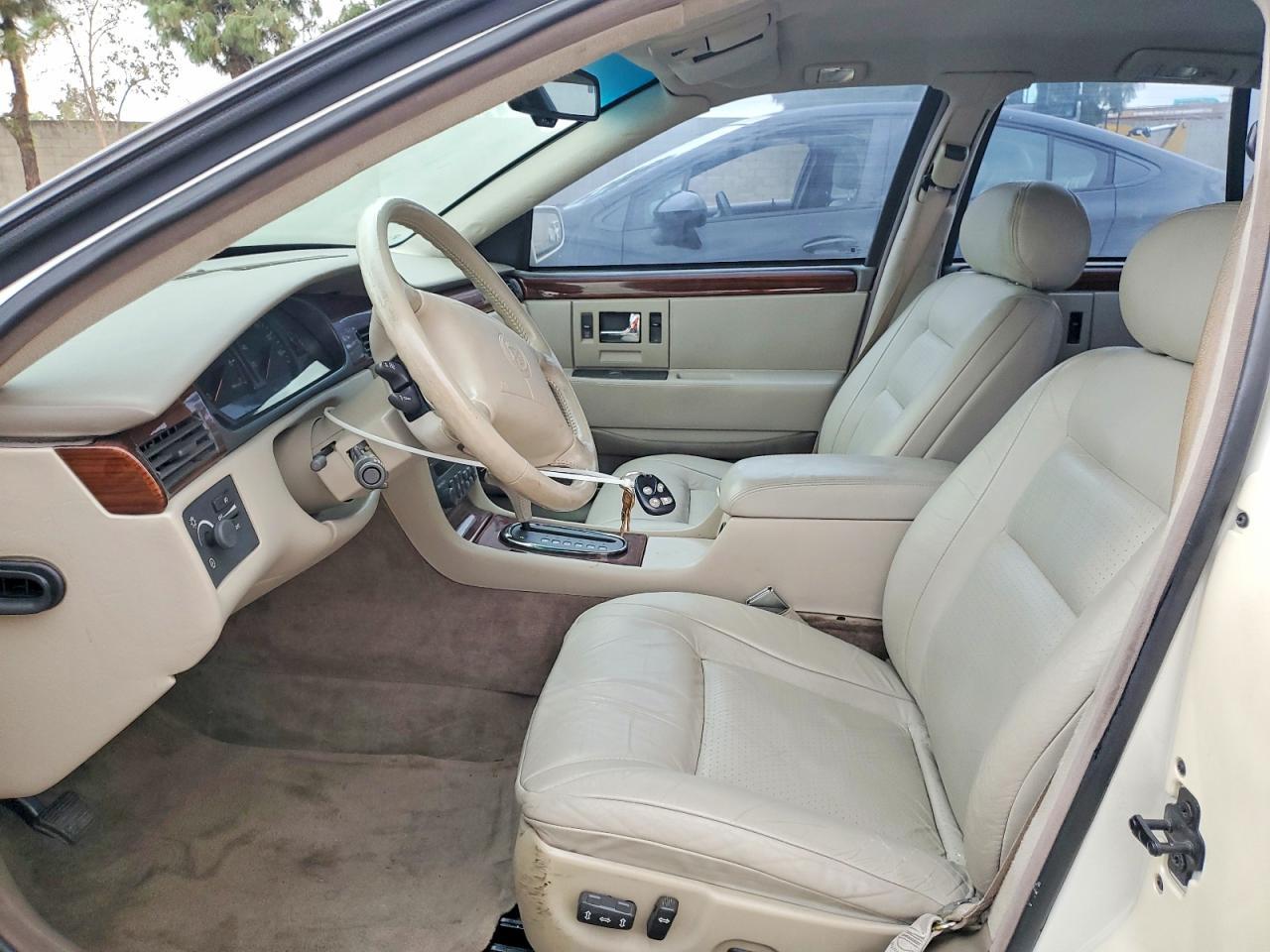 1996 CADILLAC Fleetwood