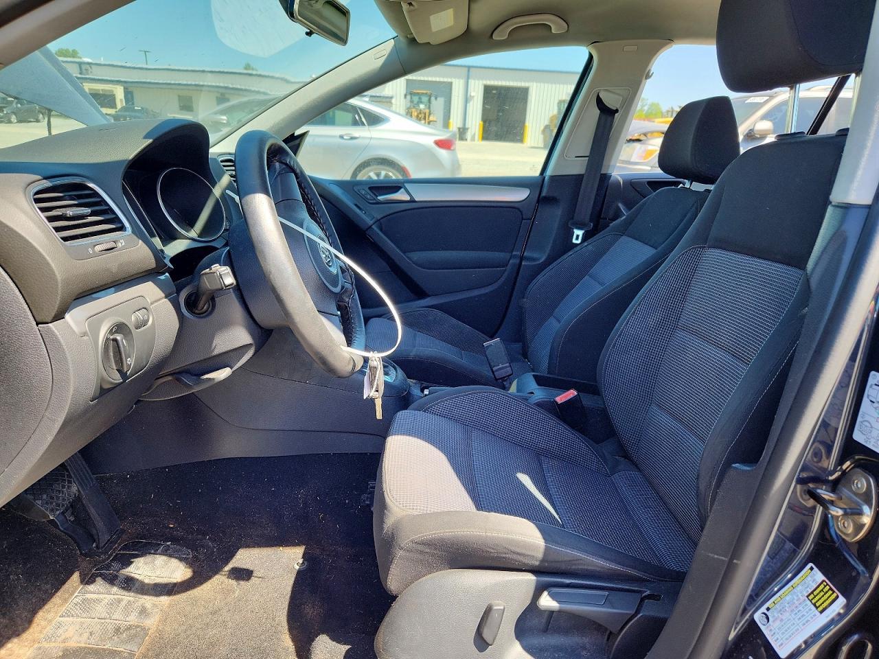 2012 VOLKSWAGEN GOLF