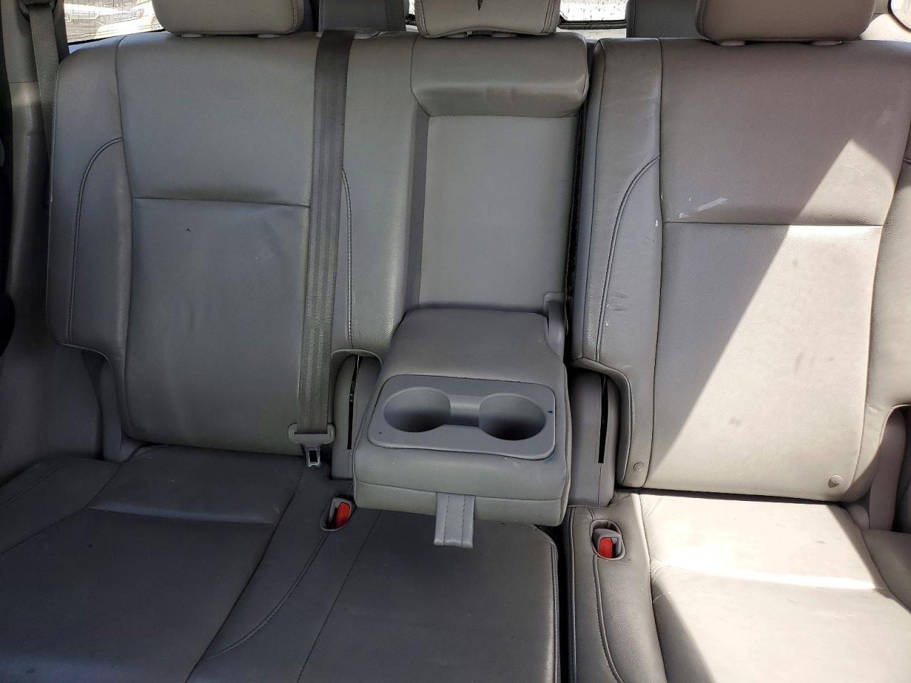 2014 TOYOTA HIGHLANDER