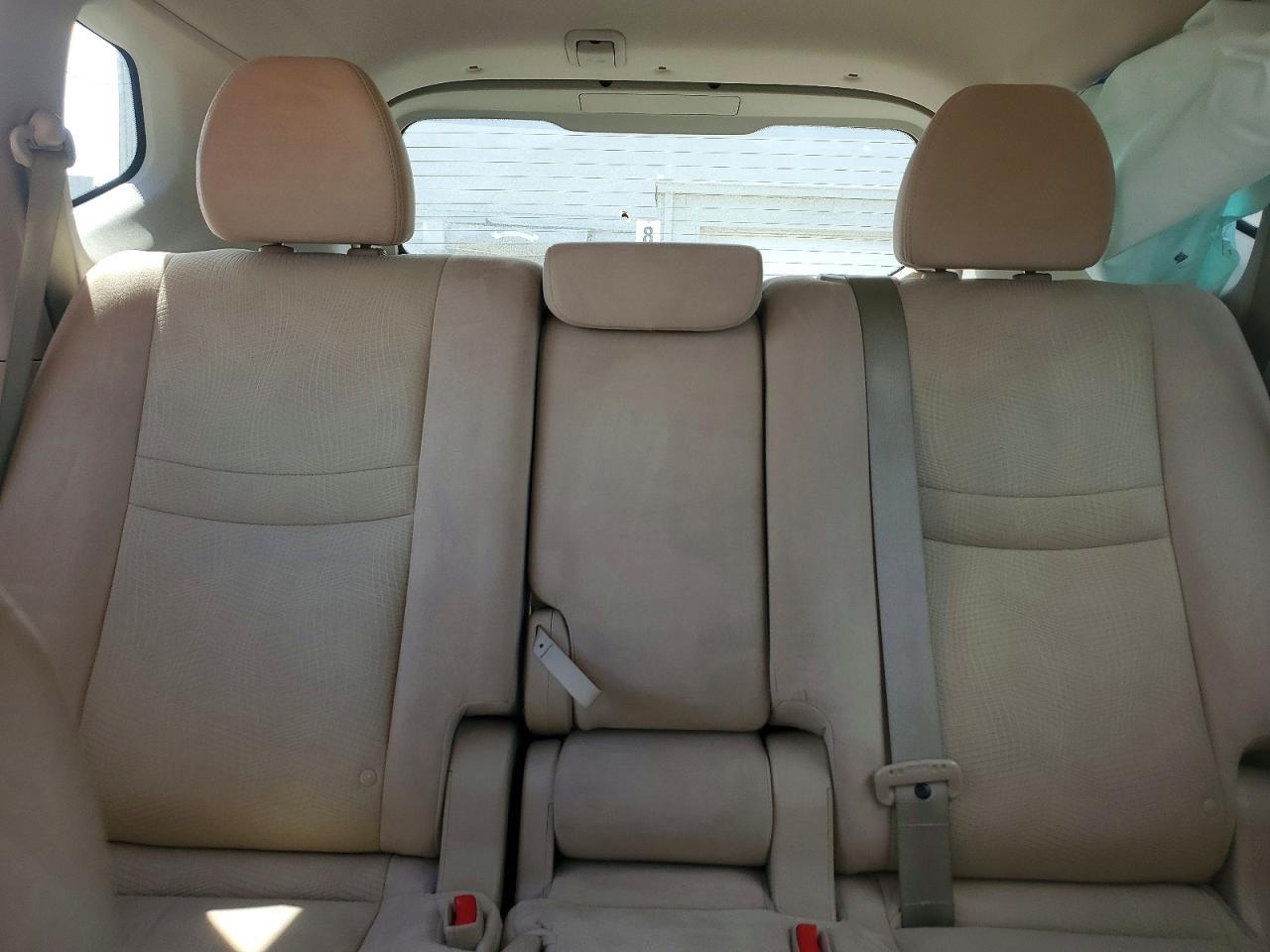 2015 NISSAN ROGUE