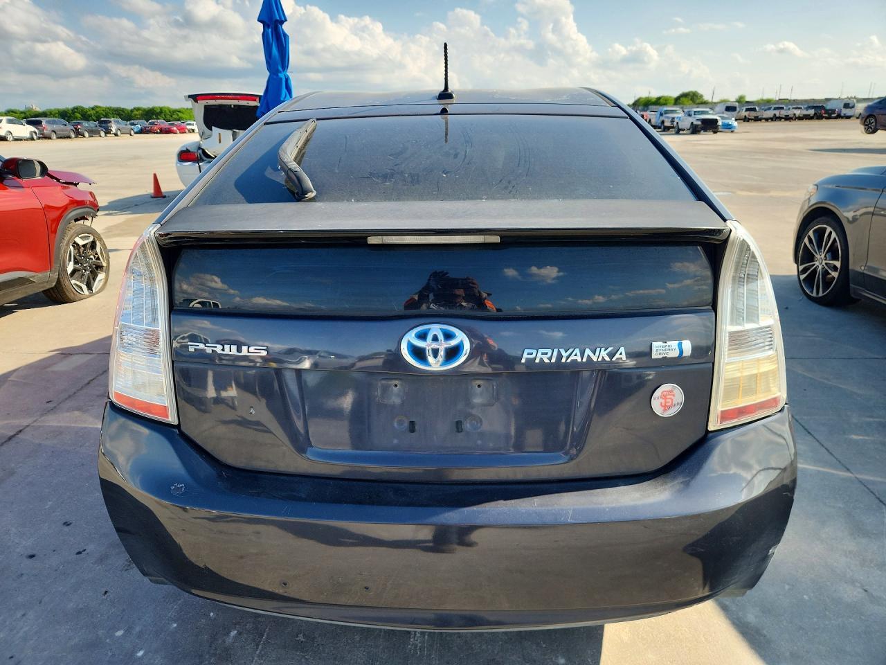2011 TOYOTA PRIUS