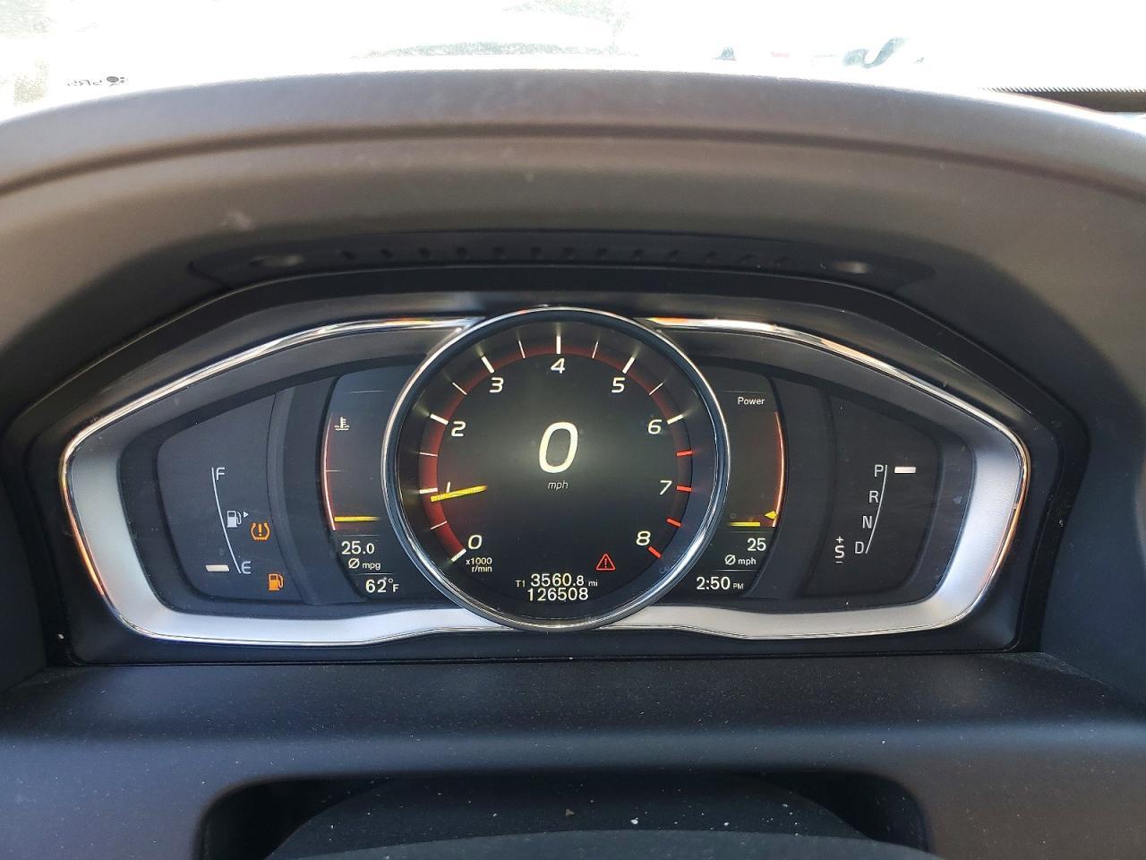 2017 VOLVO XC60