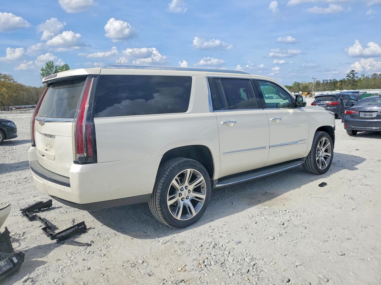 2015 CADILLAC Escalade ESV