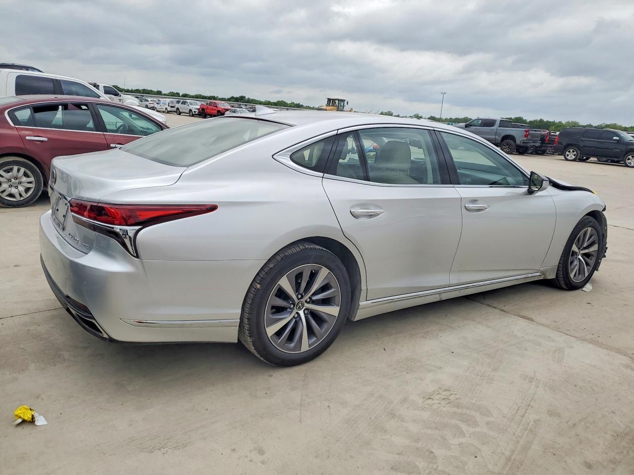 2018 LEXUS LS 500