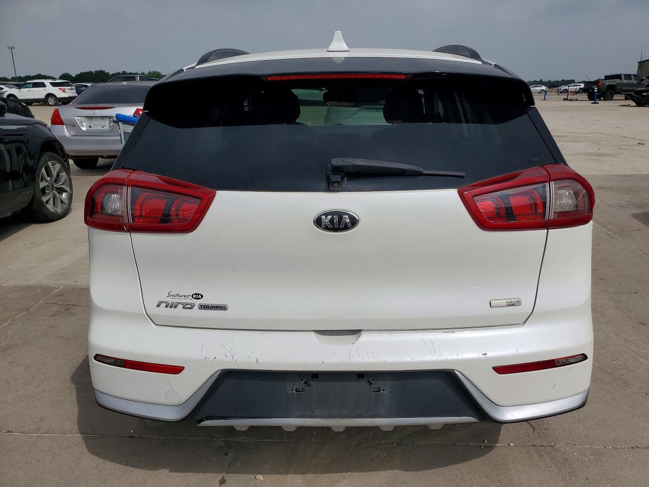 2017 KIA Niro