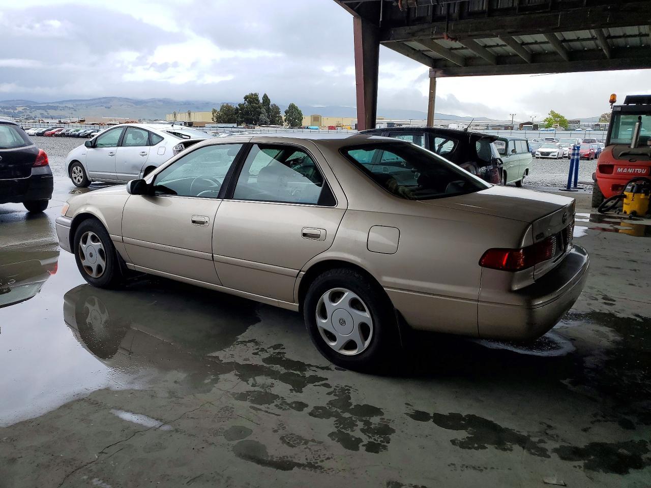 2000 TOYOTA CAMRY