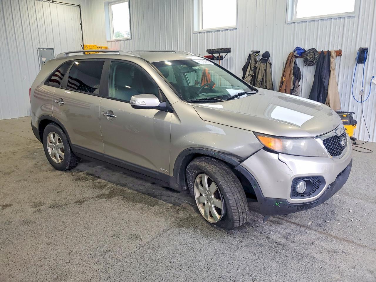 2013 KIA SORENTO