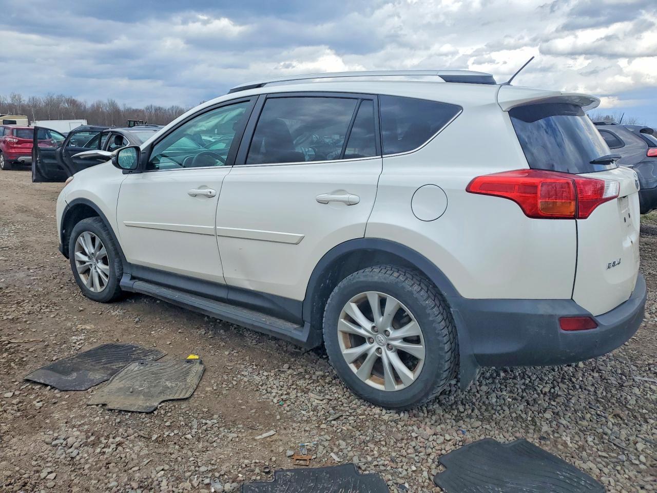 2014 TOYOTA RAV4