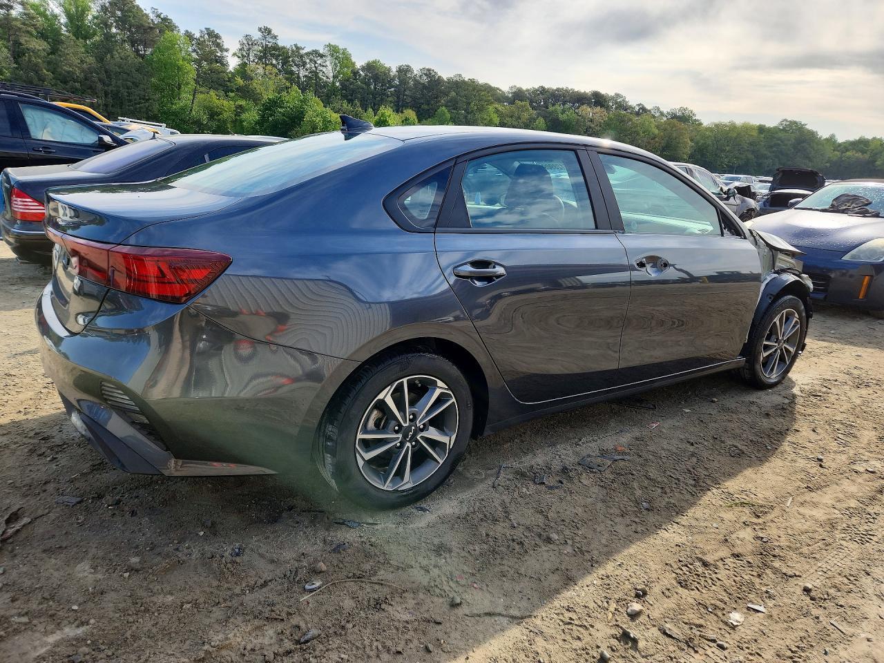 2023 KIA FORTE