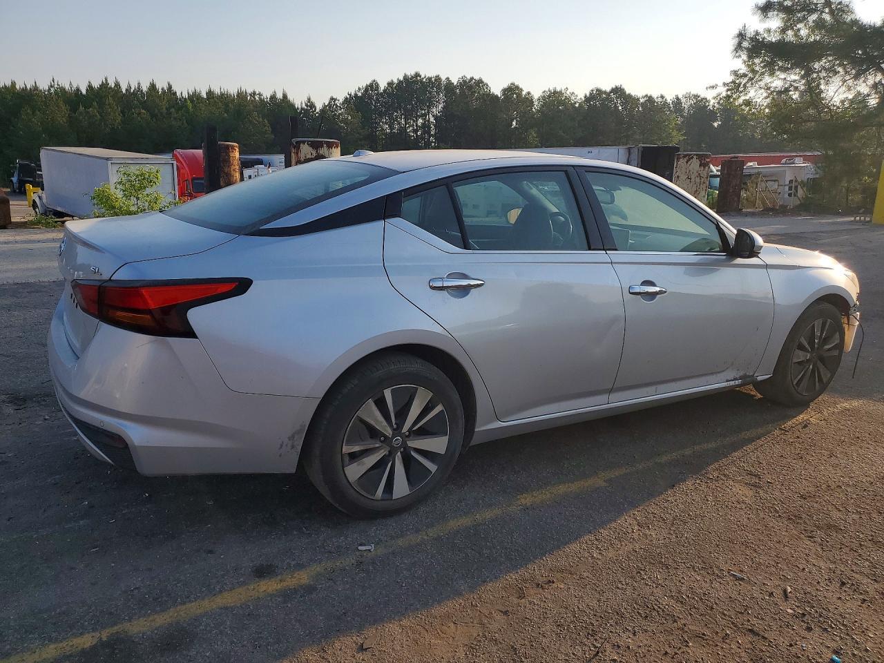 2019 NISSAN ALTIMA