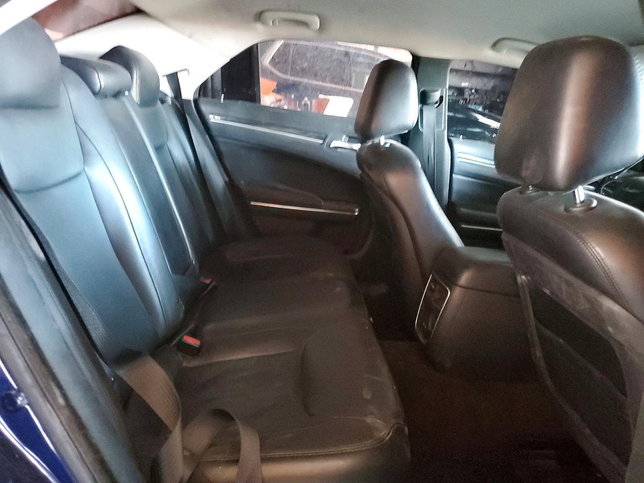 2016 CHRYSLER 300