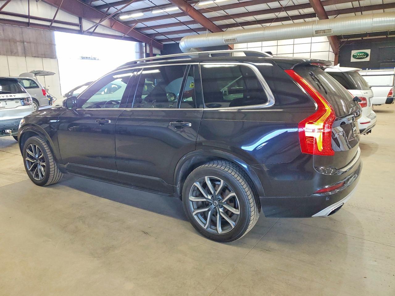 2016 VOLVO XC90