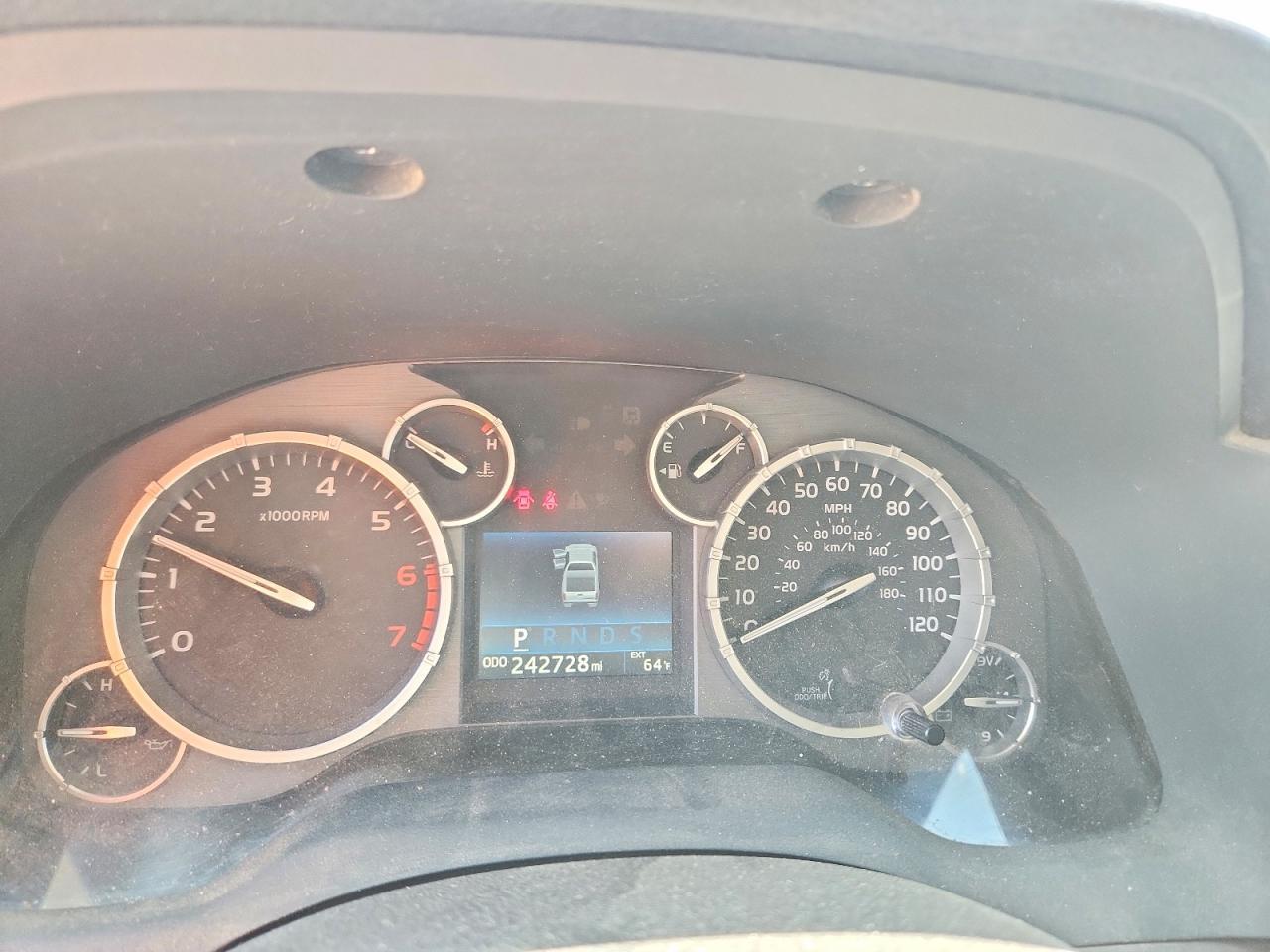 2016 TOYOTA TUNDRA