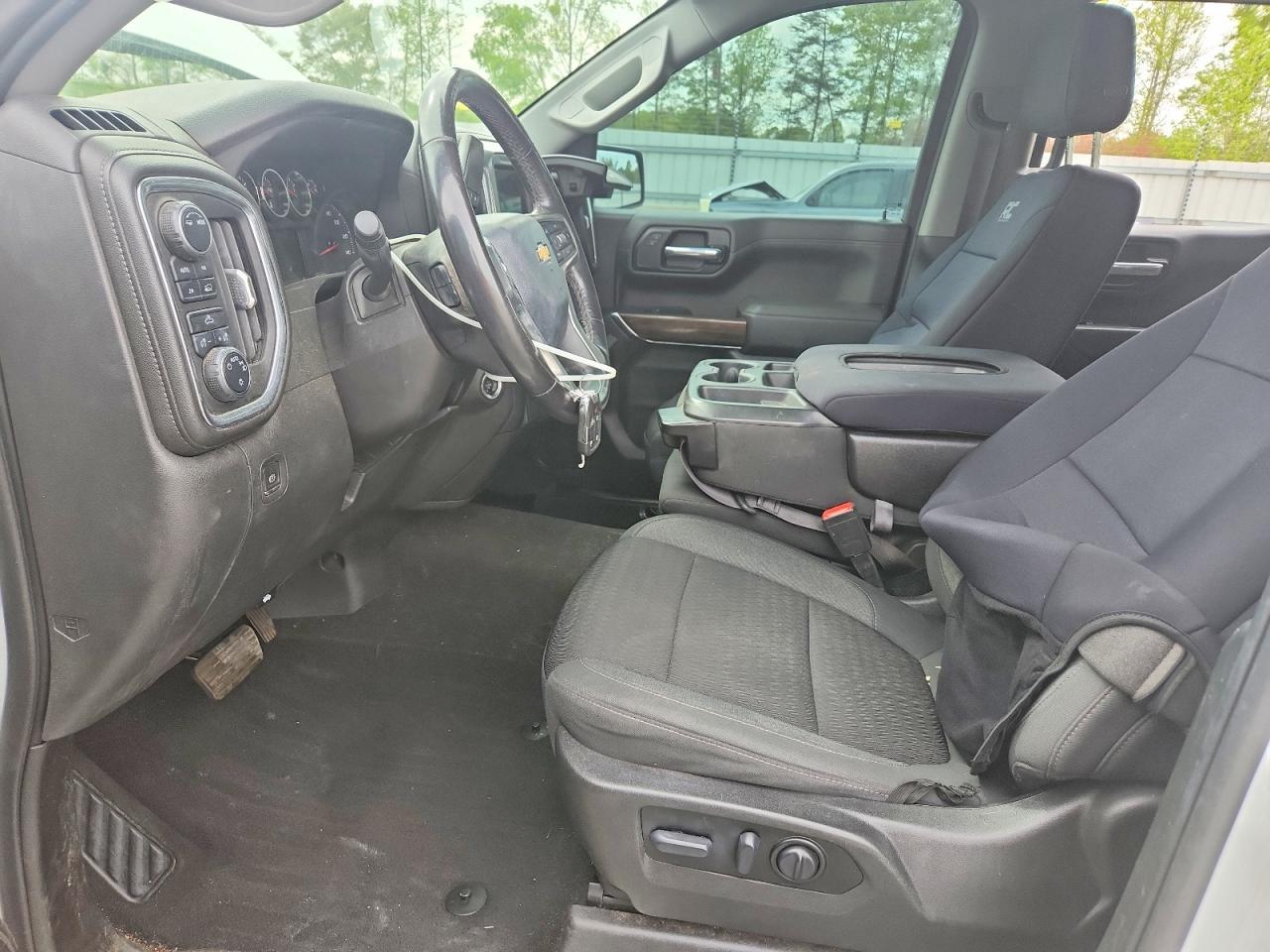 2022 CHEVROLET Silverado
