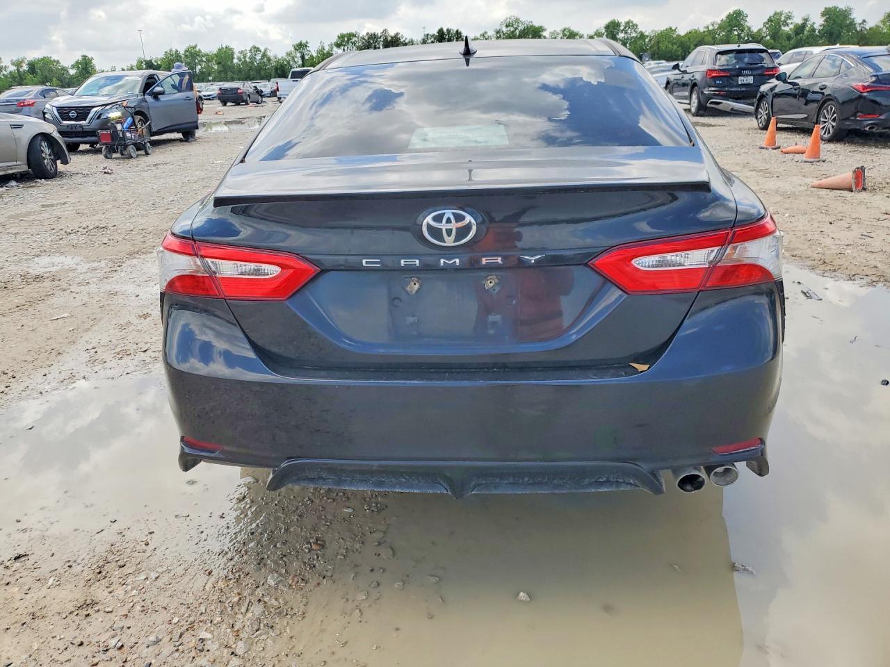 2019 TOYOTA CAMRY