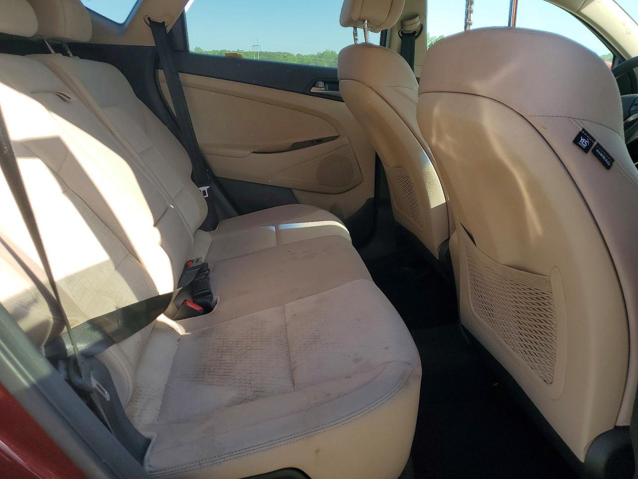 2016 HYUNDAI TUCSON