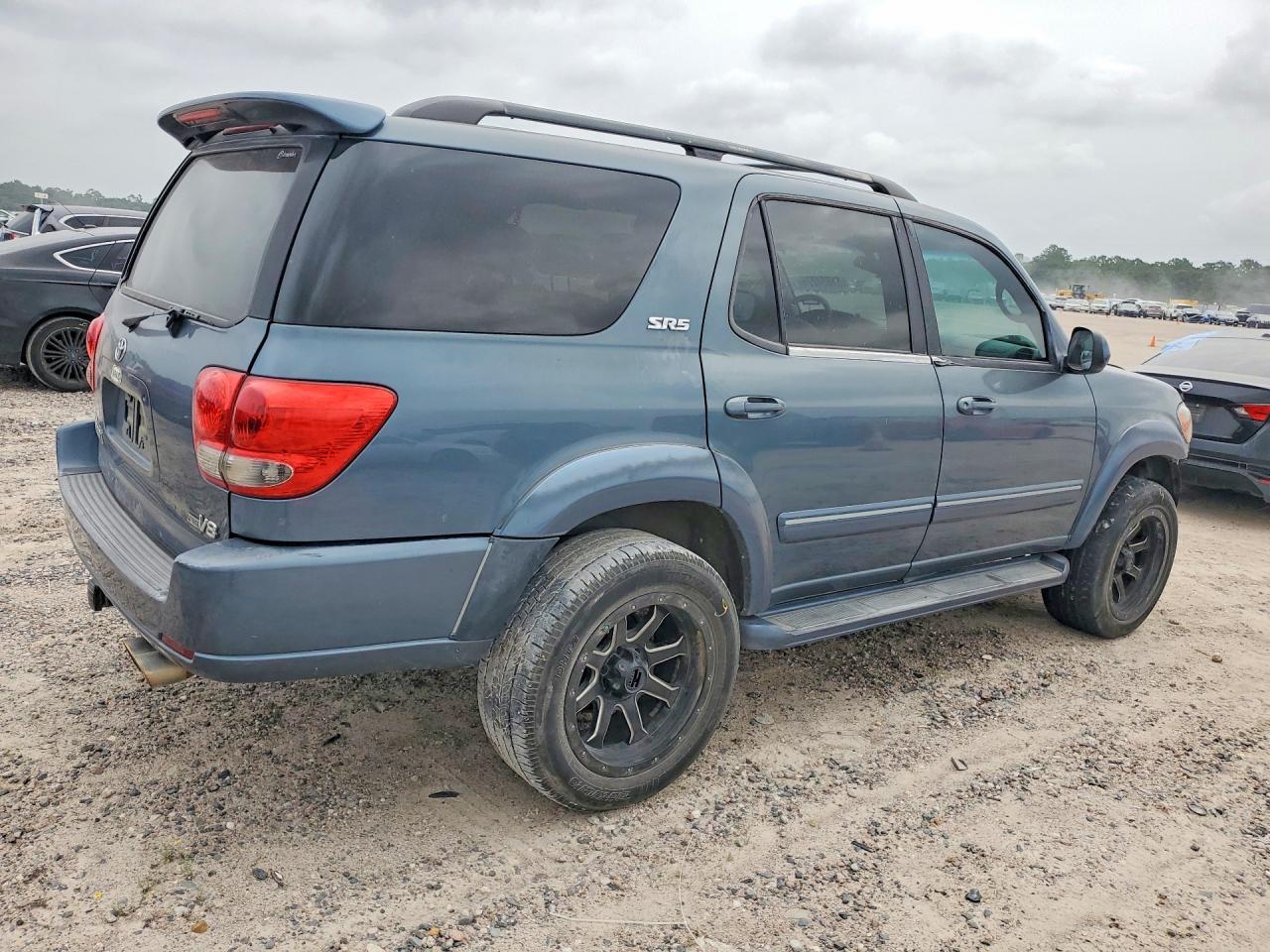 2006 TOYOTA Sequoia