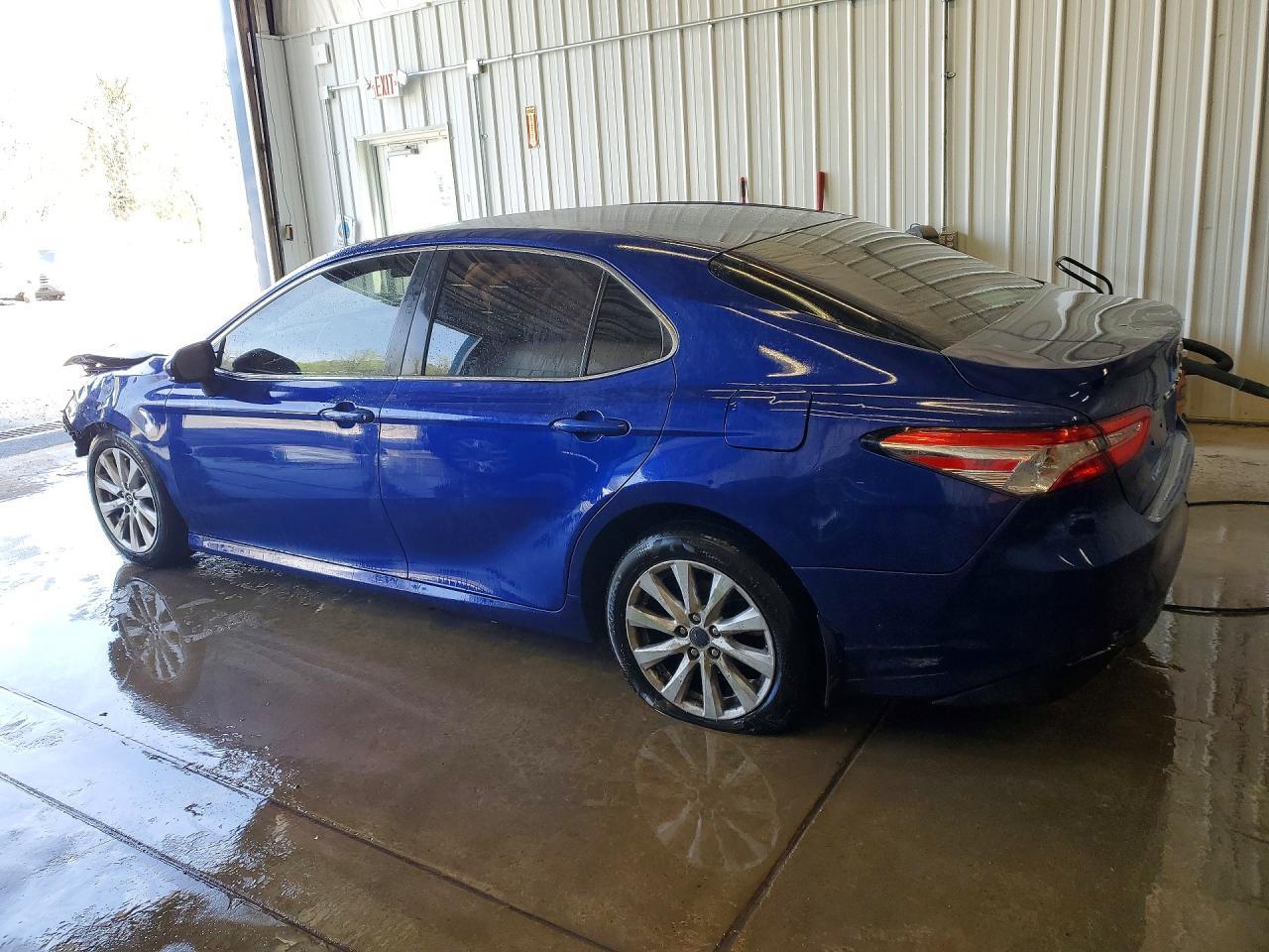 2018 TOYOTA CAMRY