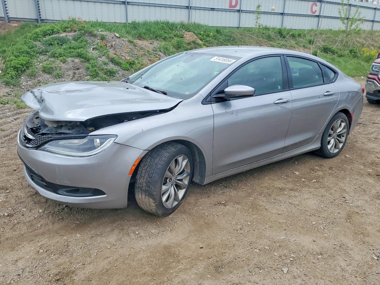 2016 CHRYSLER 200