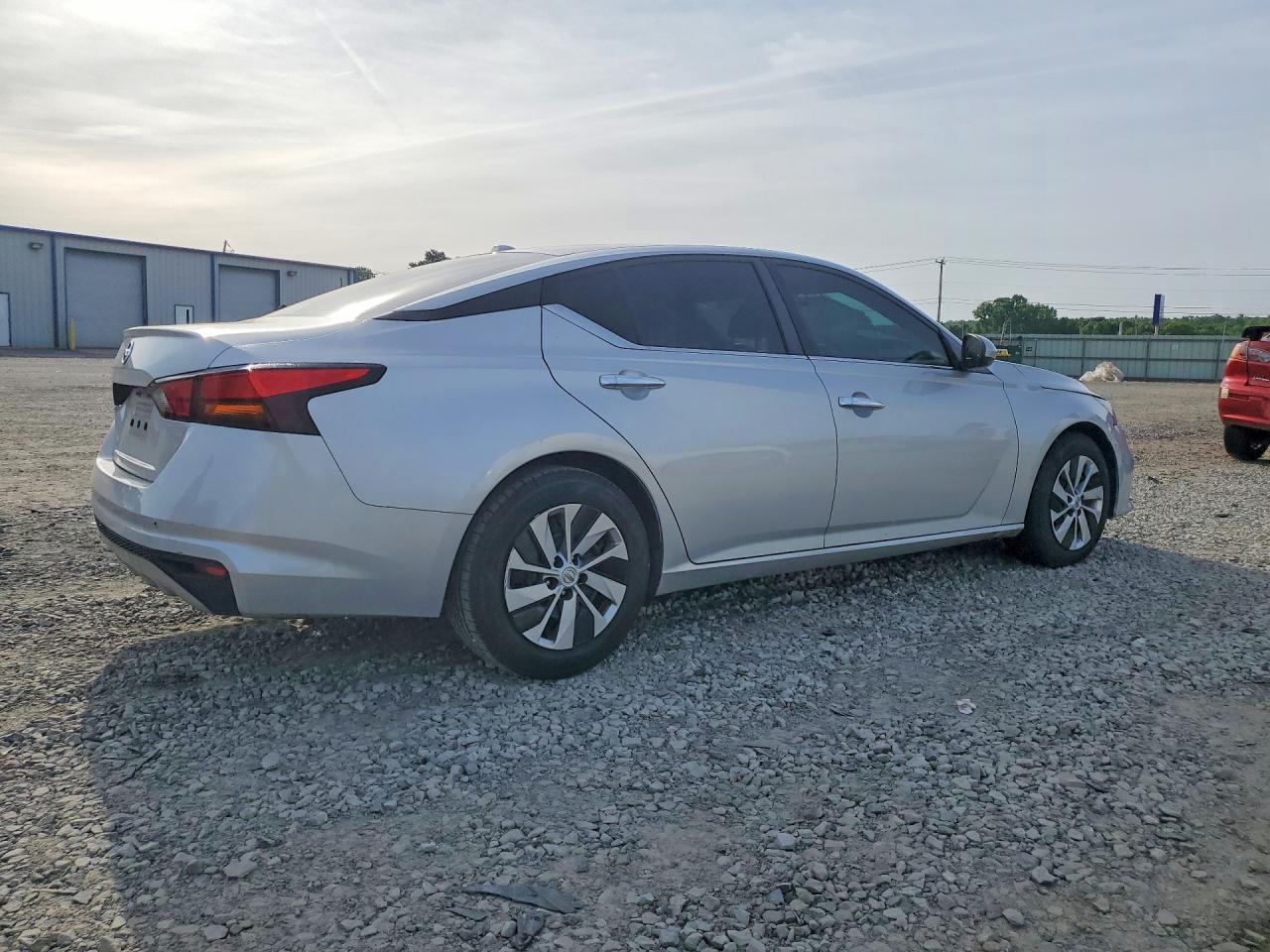 2020 NISSAN ALTIMA