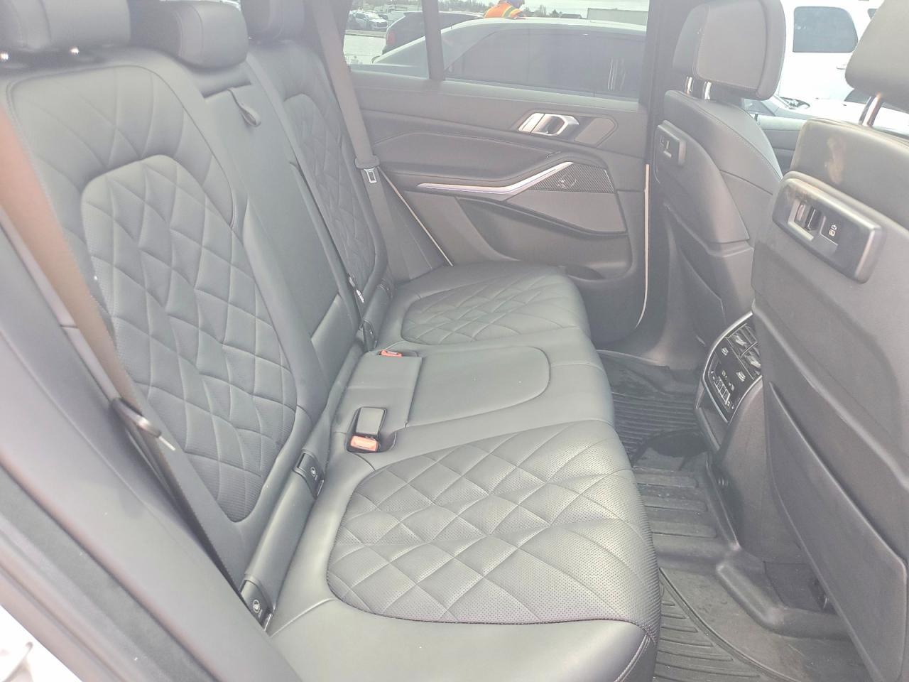 2023 BMW X5