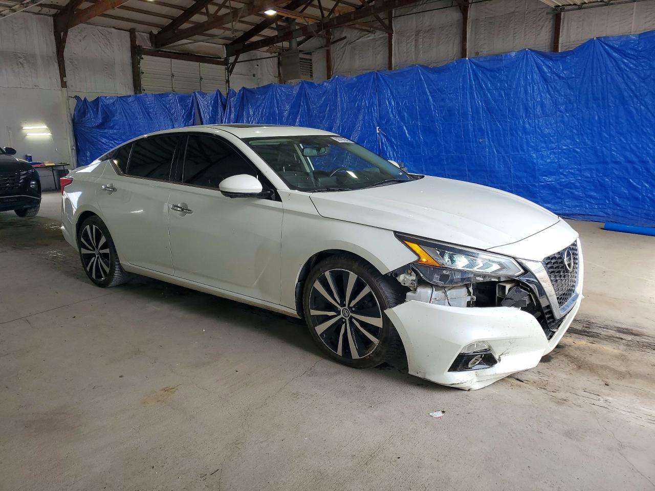 2019 NISSAN ALTIMA