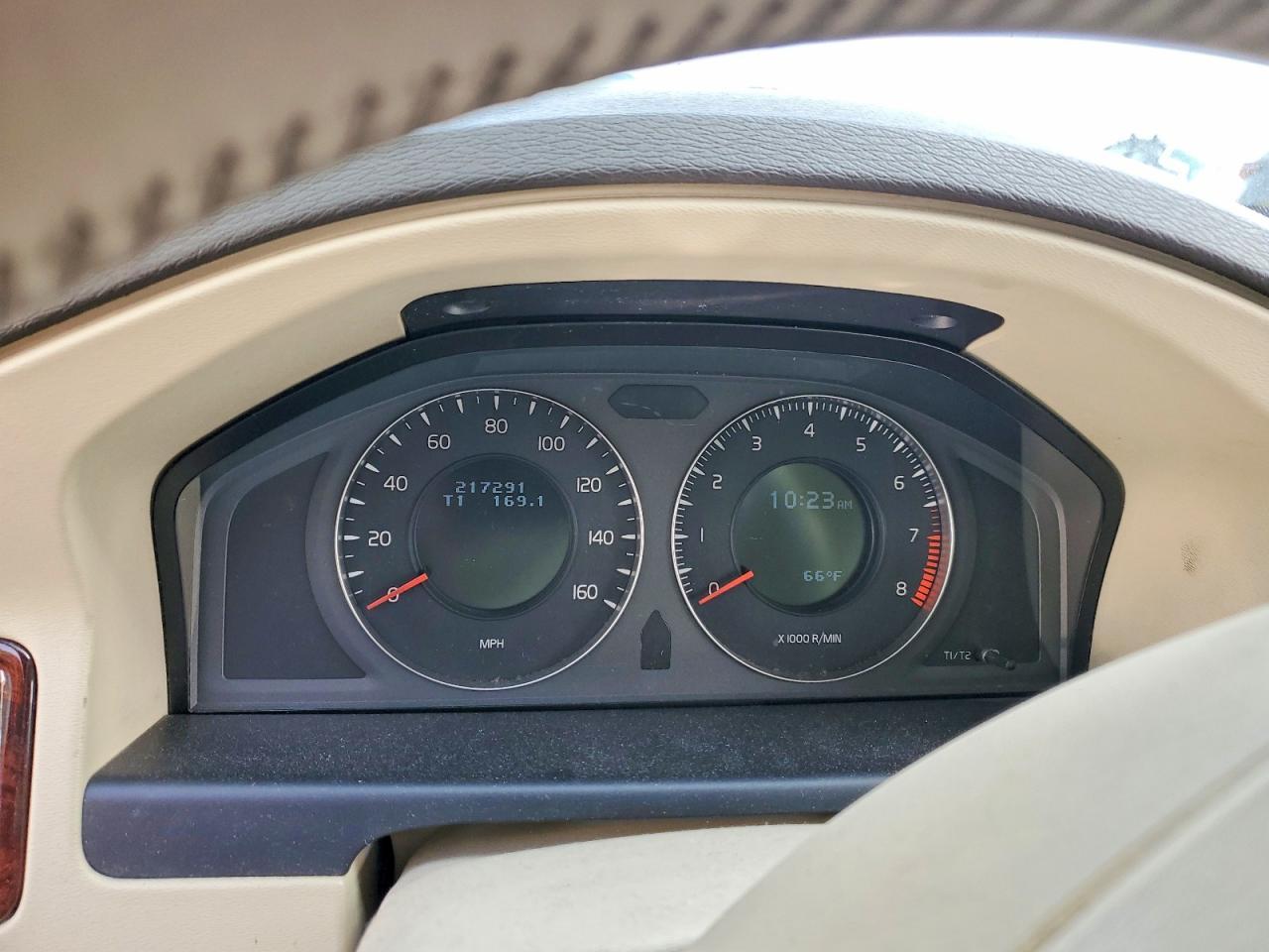 2008 Volv Xc70