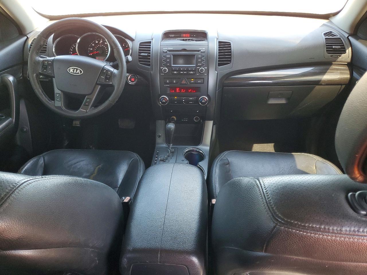 2011 KIA SORENTO