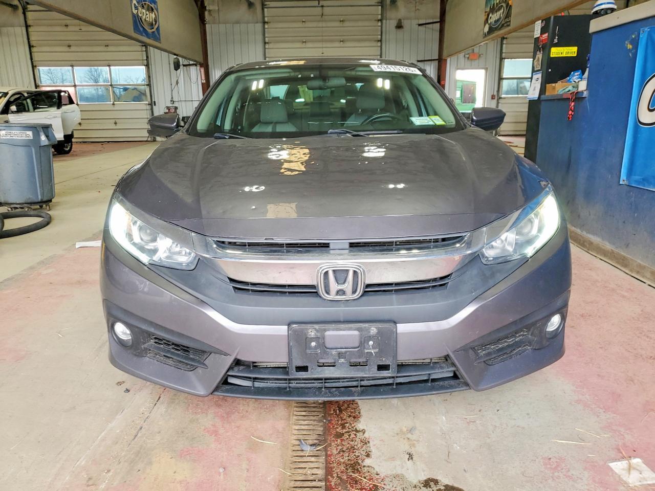 2018 HONDA CIVIC