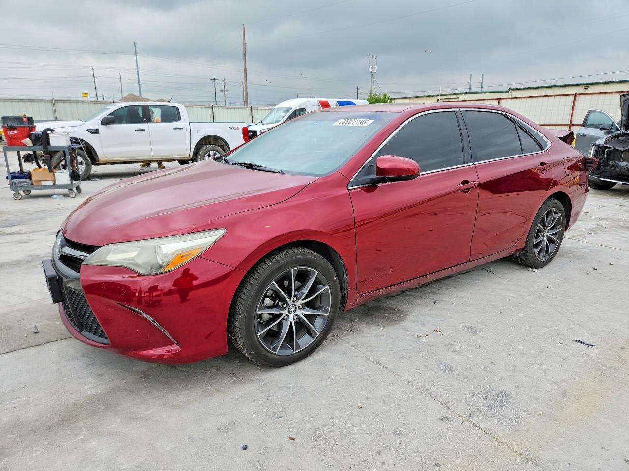 2016 TOYOTA CAMRY