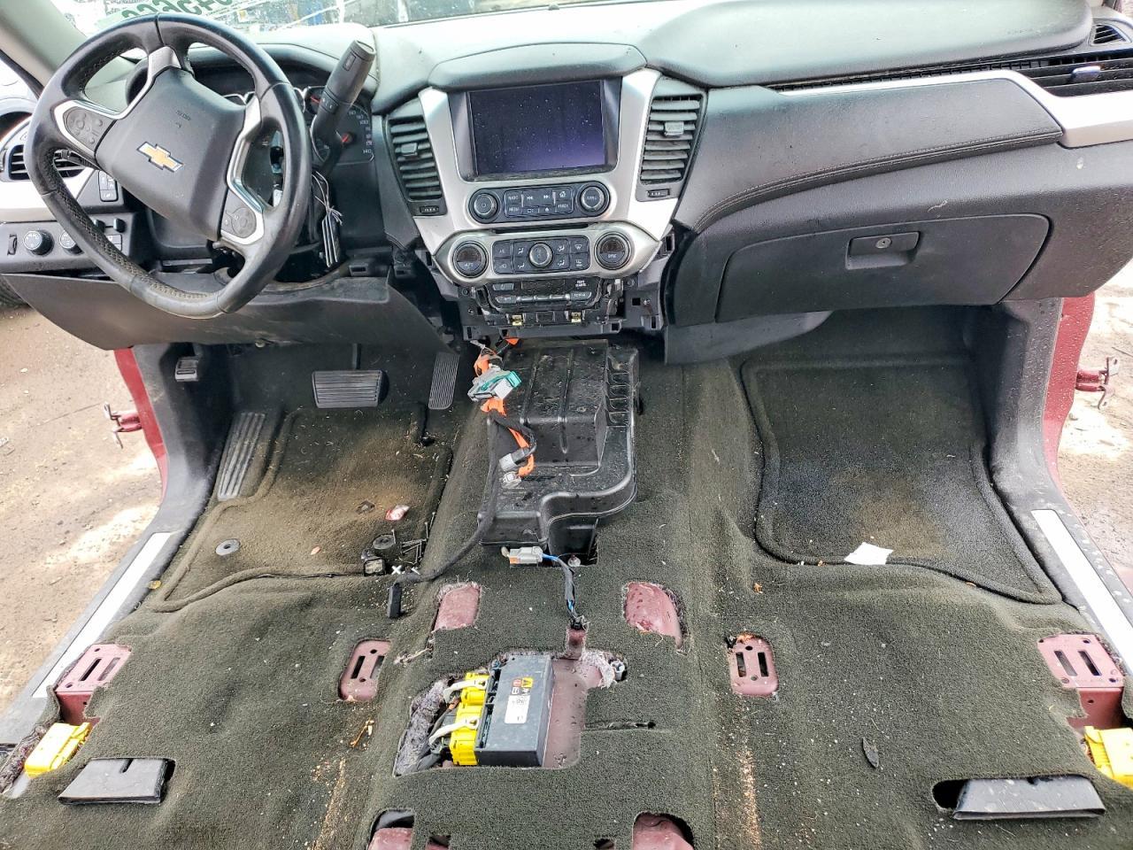 2016 CHEVROLET Suburban