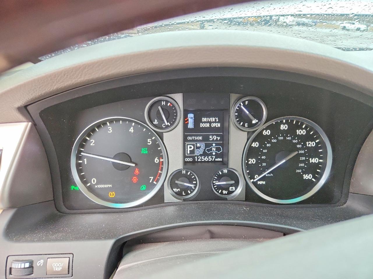 2013 LEXUS LX 570